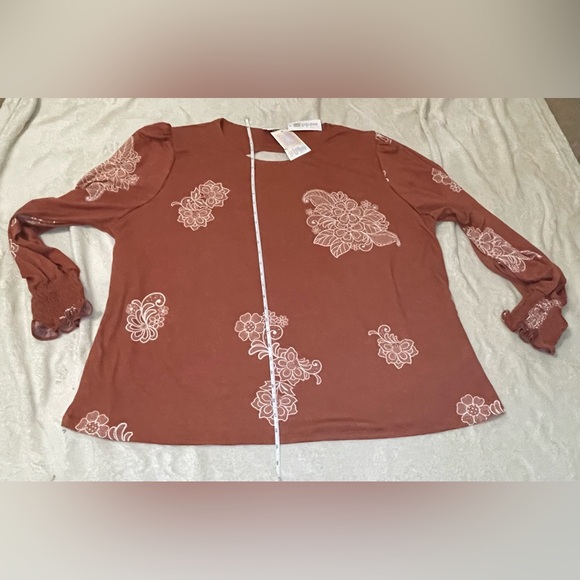 LuLaRoe Josey Smocked Cuff Blouse size 3 XL NWT - Picture 2 of 8